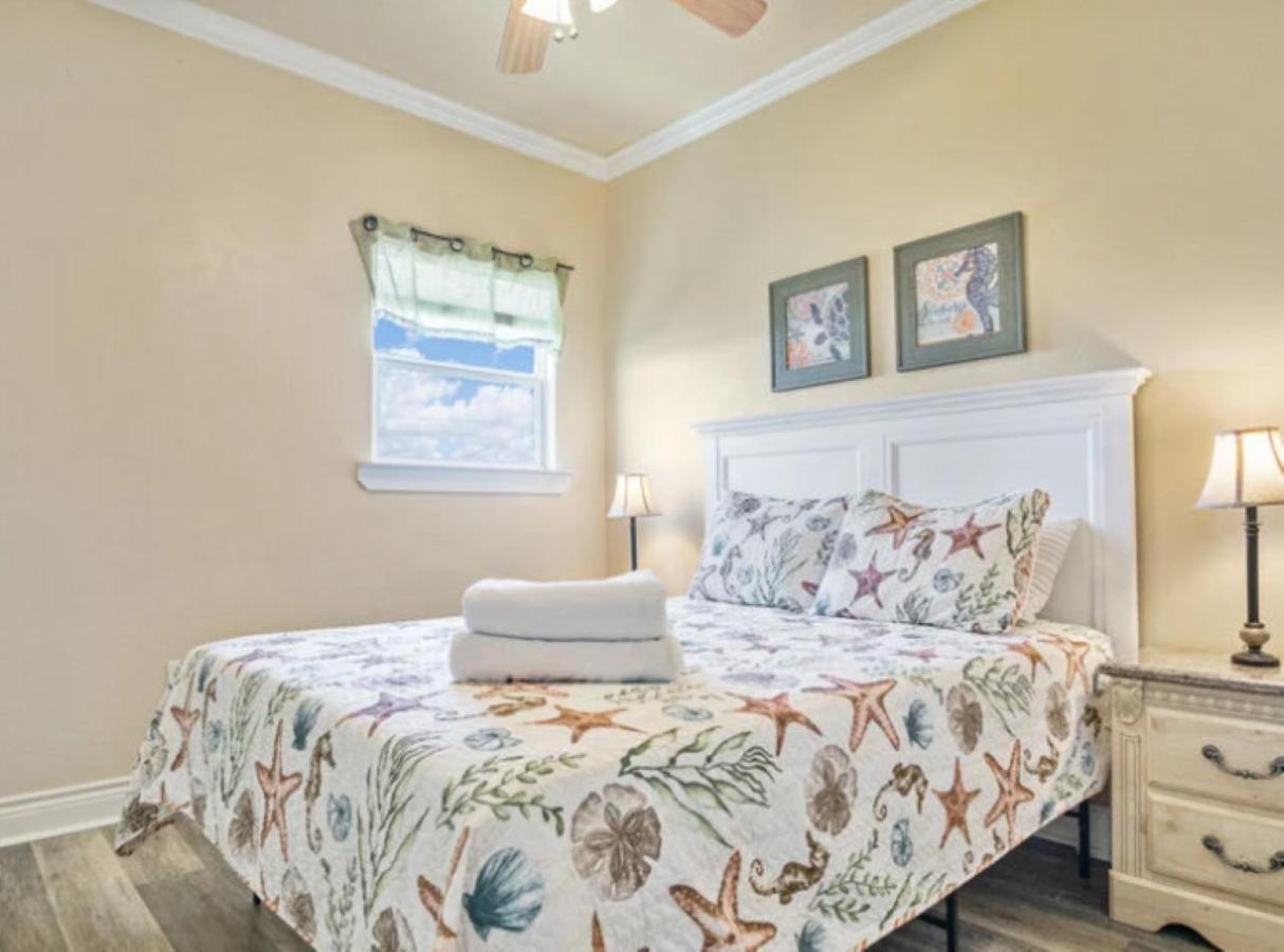 Fancy Nancy 2 Min Walk To Beach, Lyft, Pet-Friendly Bolivar Peninsula Extérieur photo