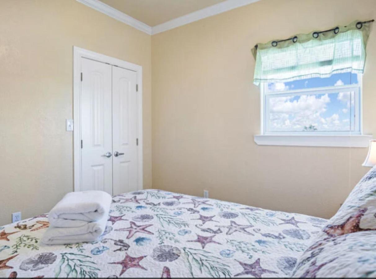 Fancy Nancy 2 Min Walk To Beach, Lyft, Pet-Friendly Bolivar Peninsula Extérieur photo