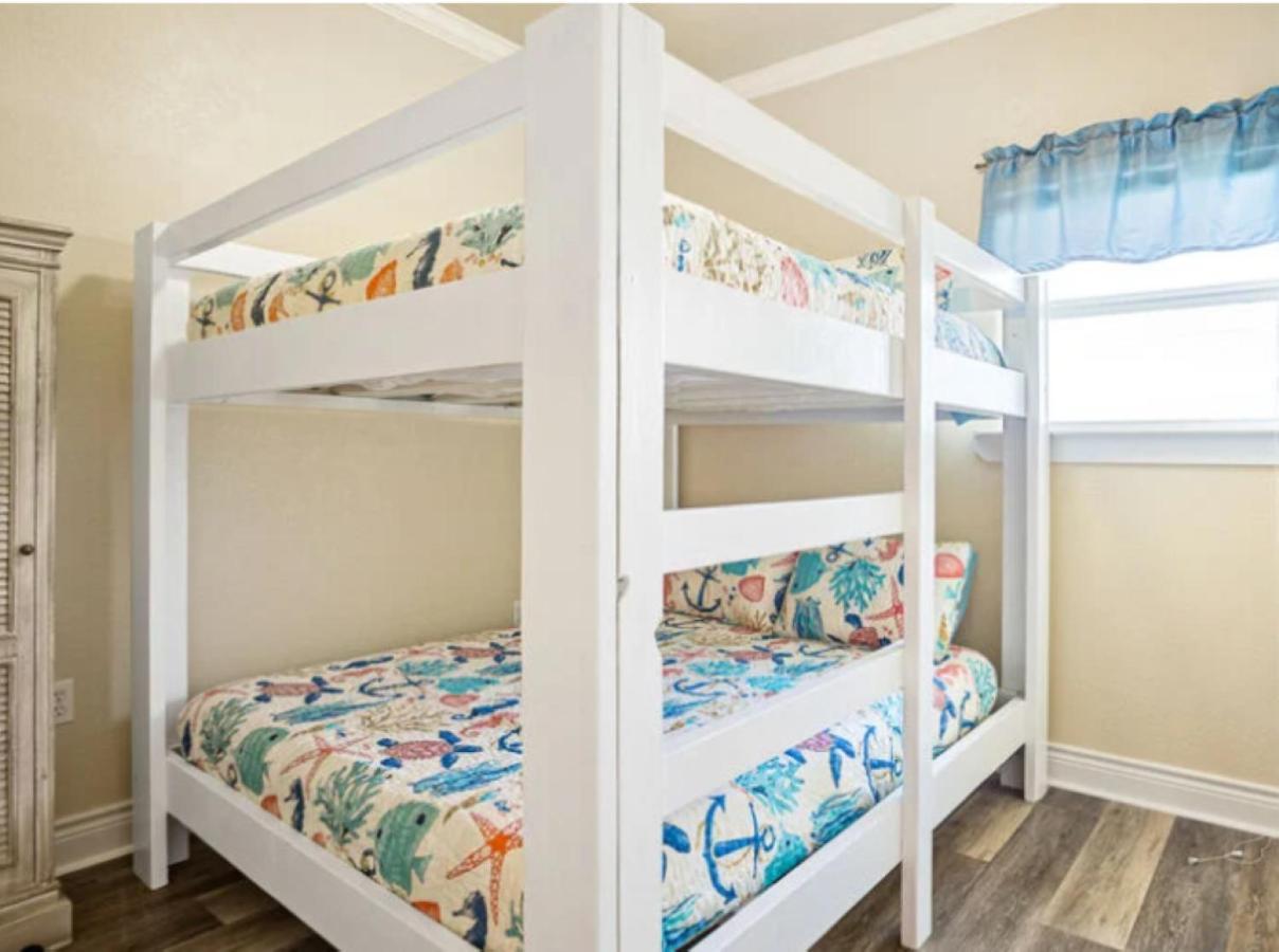 Fancy Nancy 2 Min Walk To Beach, Lyft, Pet-Friendly Bolivar Peninsula Extérieur photo